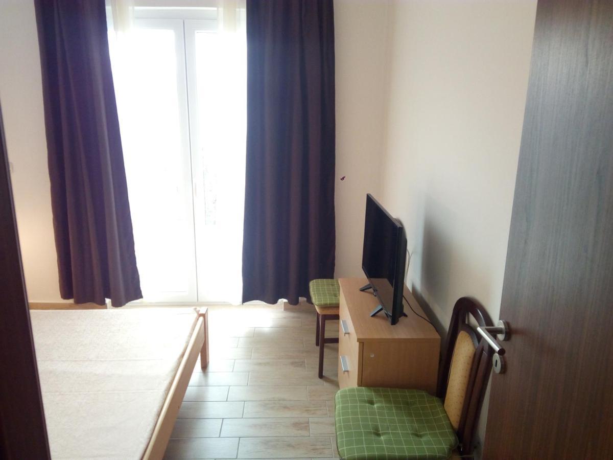 Apartment On The Beach Lokva Rogoznica Kültér fotó