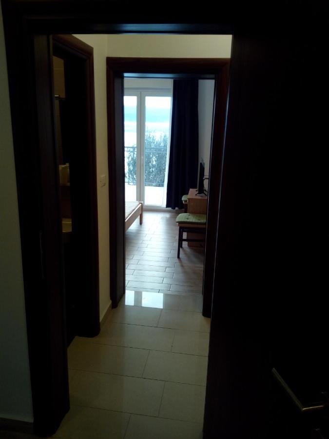 Apartment On The Beach Lokva Rogoznica Kültér fotó